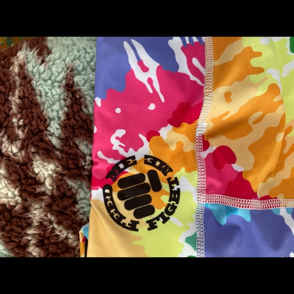 Feed me fight me leggings - Picture 2 of 4